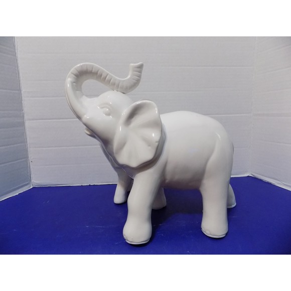 NEW Good Luck Elephant & Baby Figurine Statue - Picture 3 of 5